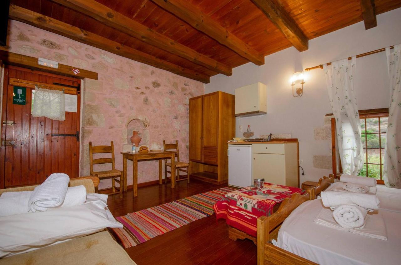 Stamatogiannis Traditional Apartments Καλυβιανή Εξωτερικό φωτογραφία