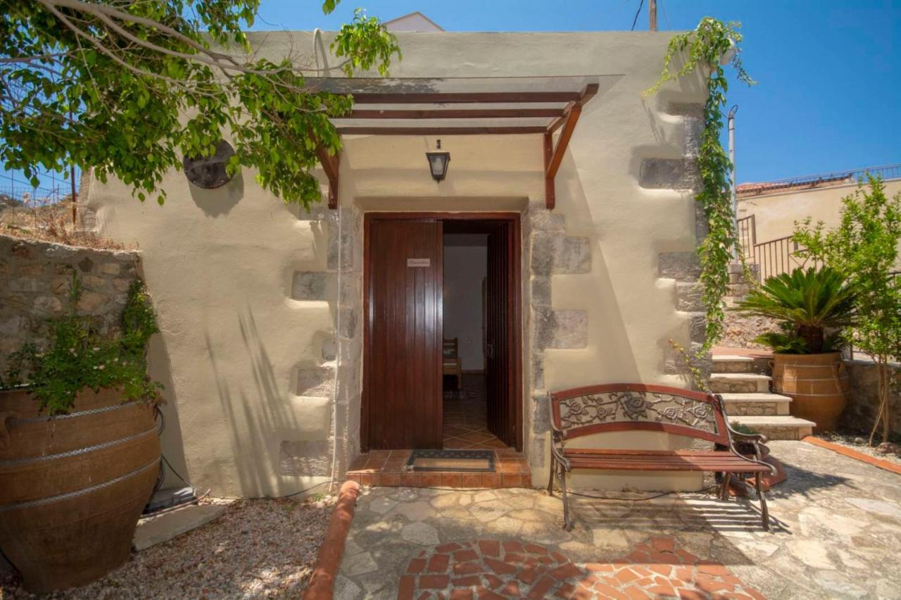 Stamatogiannis Traditional Apartments Καλυβιανή Εξωτερικό φωτογραφία
