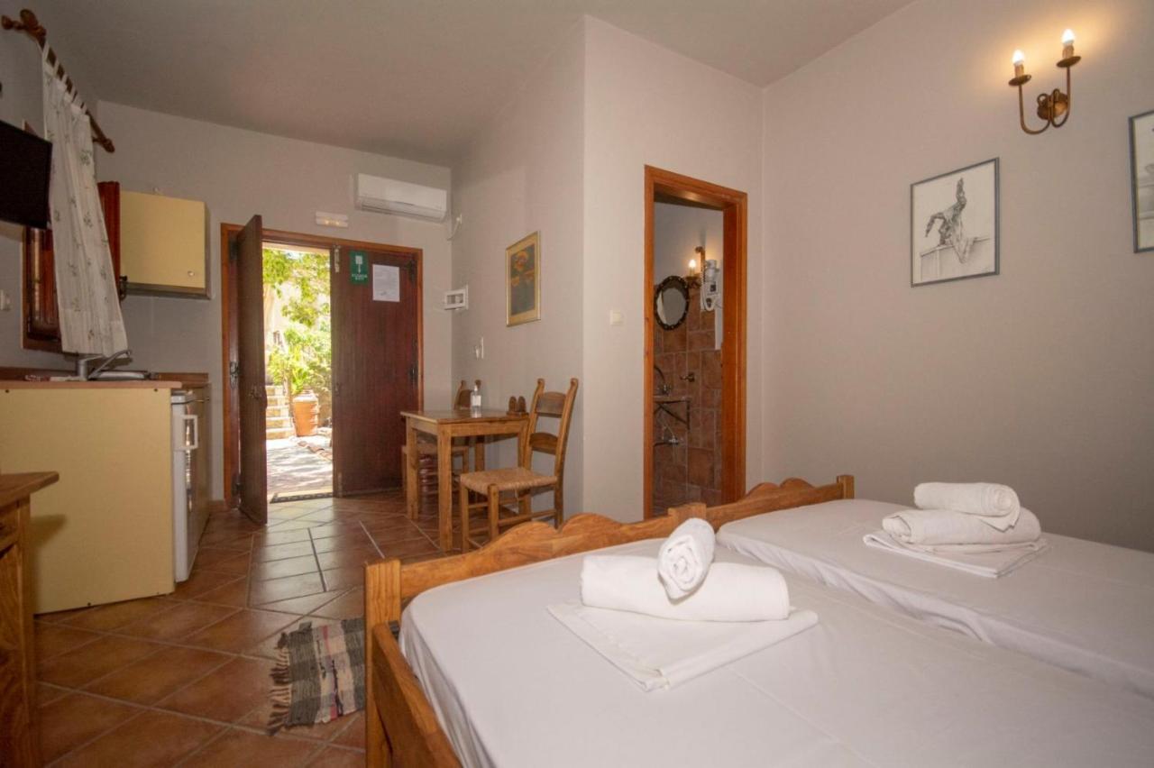 Stamatogiannis Traditional Apartments Καλυβιανή Εξωτερικό φωτογραφία