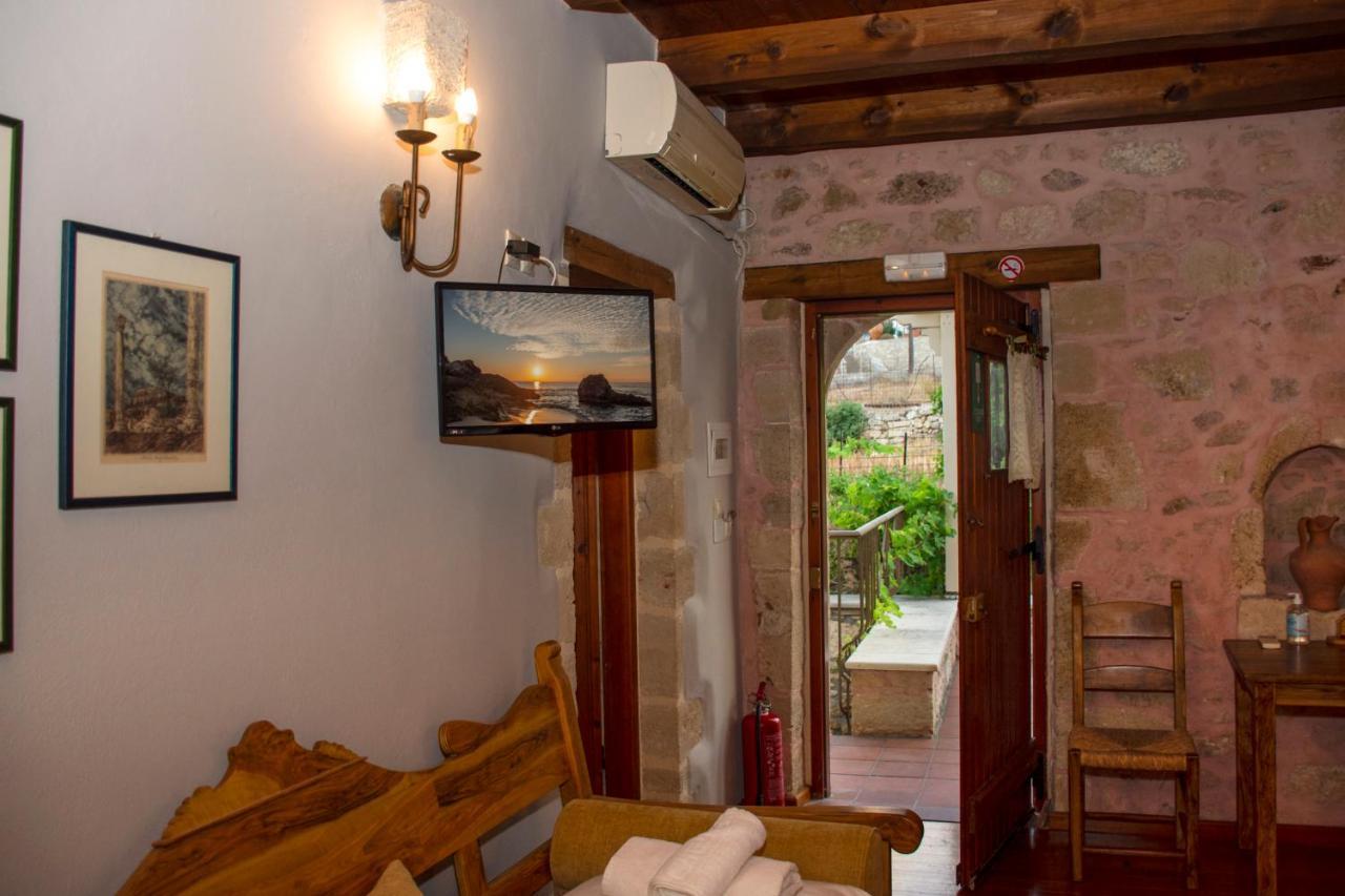 Stamatogiannis Traditional Apartments Καλυβιανή Εξωτερικό φωτογραφία