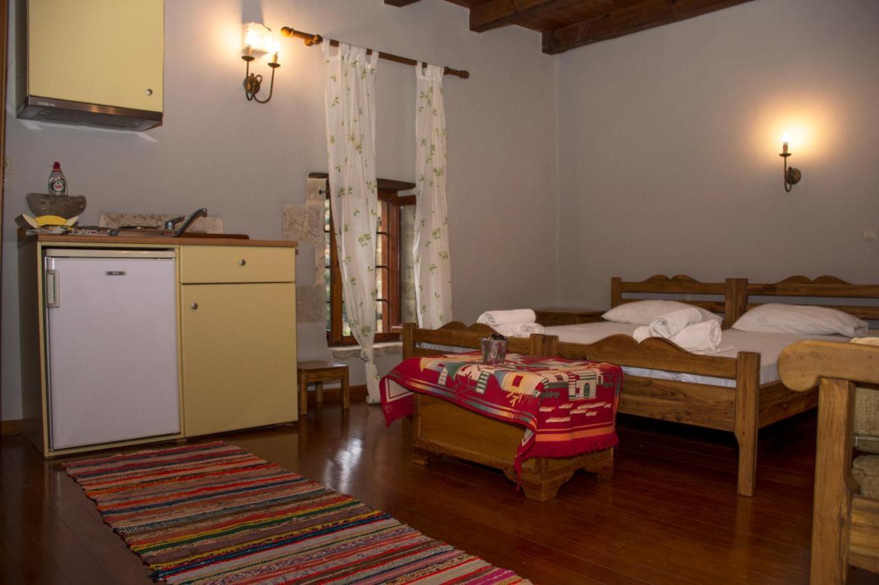 Stamatogiannis Traditional Apartments Καλυβιανή Εξωτερικό φωτογραφία